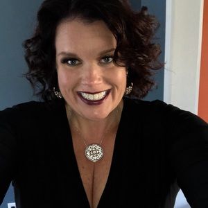 Meet your Posher, Colleen